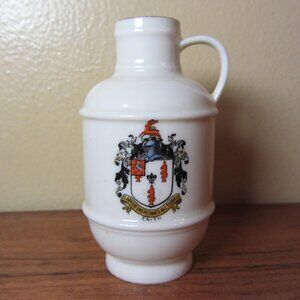 W.H. Goss crested heraldry china vintage Erith (GC083 Grace)